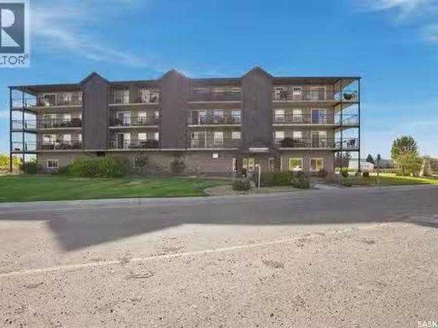 203 2426 Buhler Avenue, North Battleford, SK, S9A 1R5 condo.