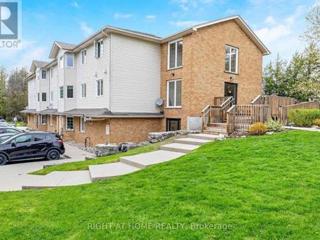 203 264 Alma Street, Guelph/Eramosa, ON, N0B 2K0 condo for sale | Listing ID X13854 | Royal LePage