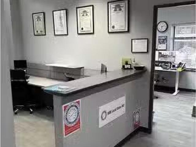 203 668 Carnarvon Street, New Westminster, BC, V3M 5Y6 comme.