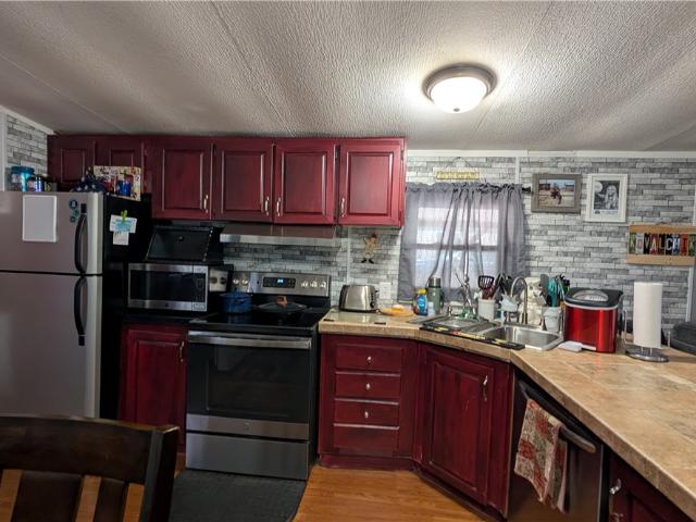 203 Colvin Rd