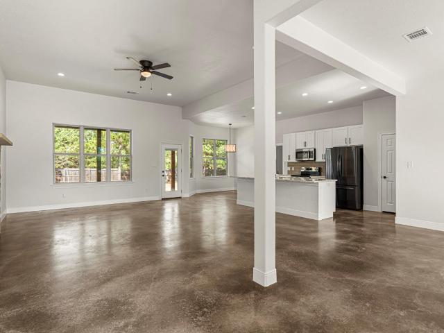 203 Cardinal Loop