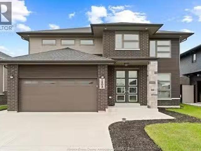 203 Clarke Street, Amherstburg, ON, N9V 0G5 house for sale.