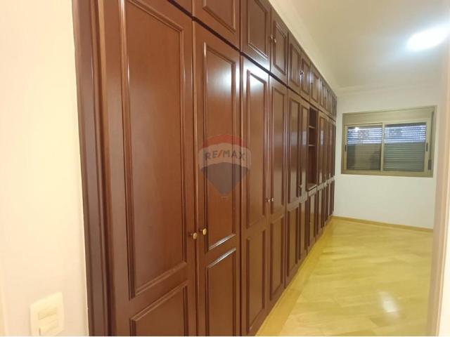 203 Área Útil Apartamento Alugar, 3 Dormitórios localizado em Jardim Irajá, Ribeirão Preto, São Paulo, 14020590 | Brasil