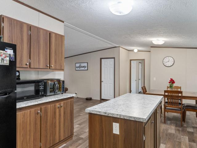 203 Bainbridge Loop