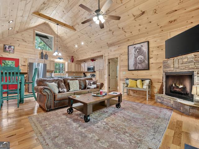 203 Buck Creek Trail