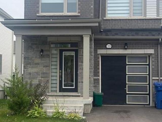 203 Farley Road, Centre Wellington, ON, N1M 2W3 house for lease | Listing ID X13682 | Royal LePage