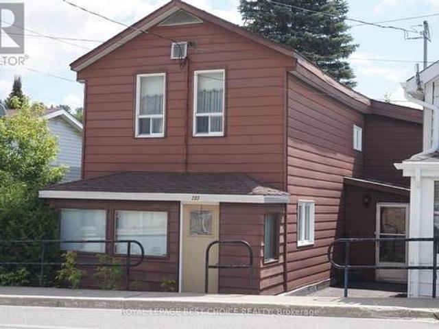 203 Lang Street, Cobalt, ON, P0J 1C0 house for sale | Listing ID T13606 | Royal LePage