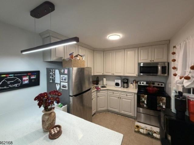 203 N Beverwyck Rd # 5