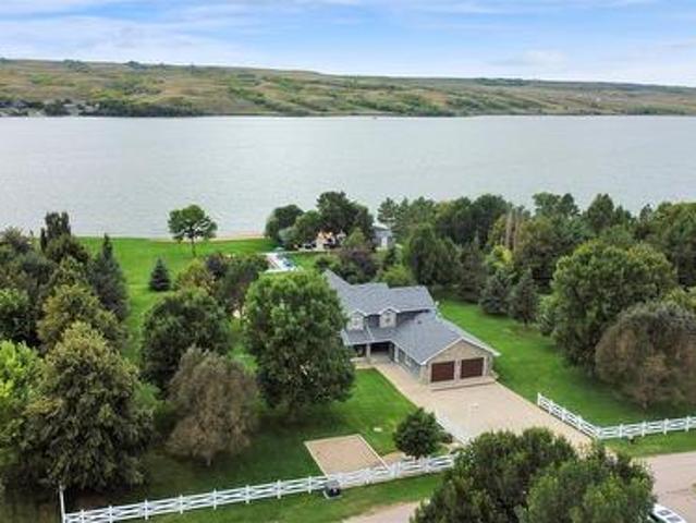 203 North Shore Drive, North Grove, SK, S0G 1P0 house for sale | Listing ID SK050013 | Royal LePage