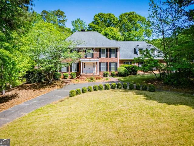 203 S Ole Hickory Trail