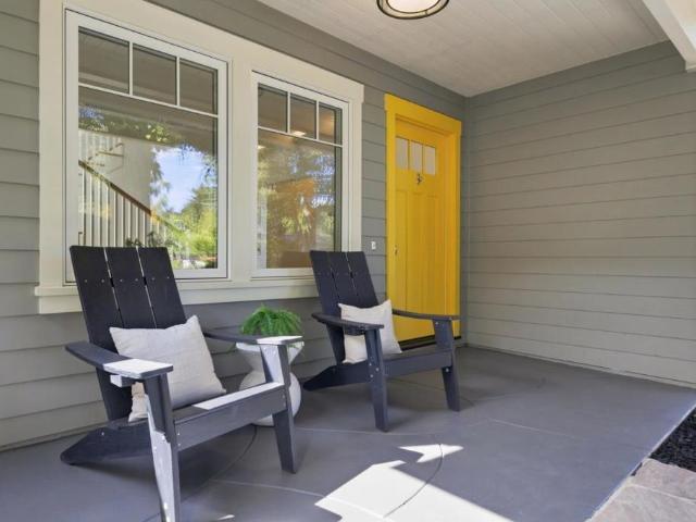 203 Santa Margarita Avenue