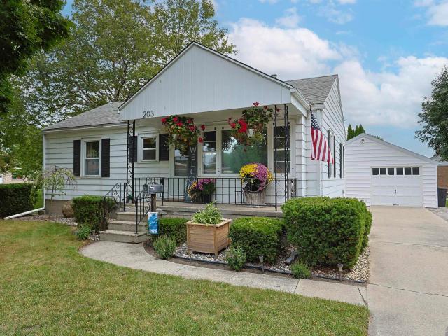 203 Scheurmann Street