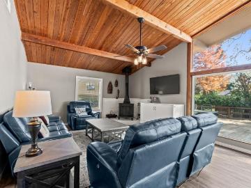 203 Shoreline Dr, Star Harbor, TX 75148 | MLS #21232