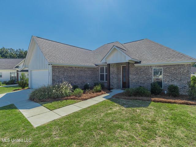 203 Silver Maple Place