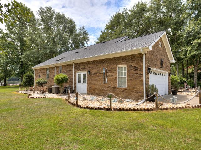 203 Ridge Lake Drive