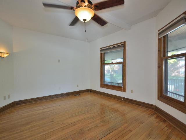 203 W Lloyd St, Unit 203