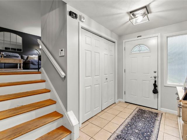 203 Wells Avenue W
