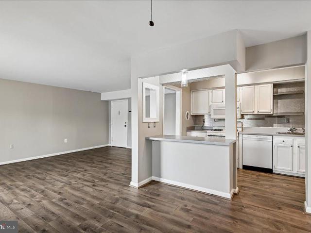 203 Victor Pkwy, Unit H, Annapolis, MD 21403 | MLS #MDAA2140