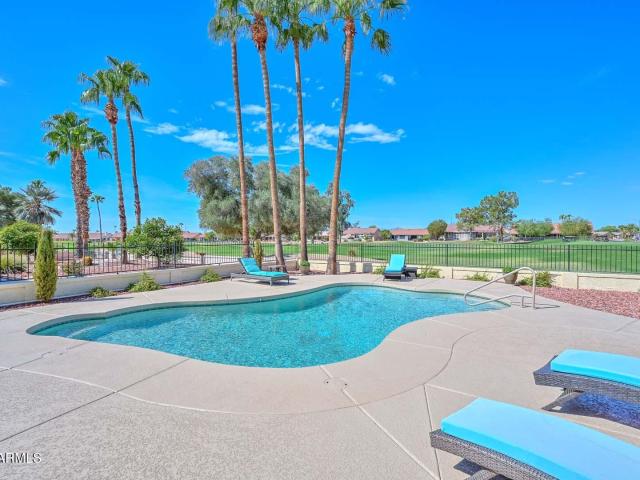20444 n meadowood drive
