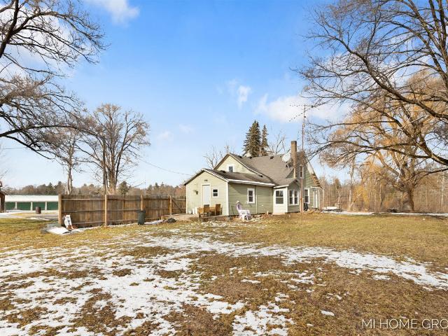 20449 W Howard City Edmore