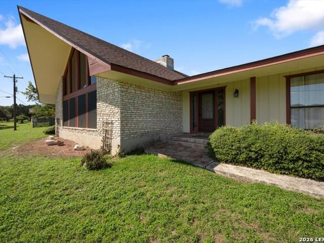 2044 Medina Hwy