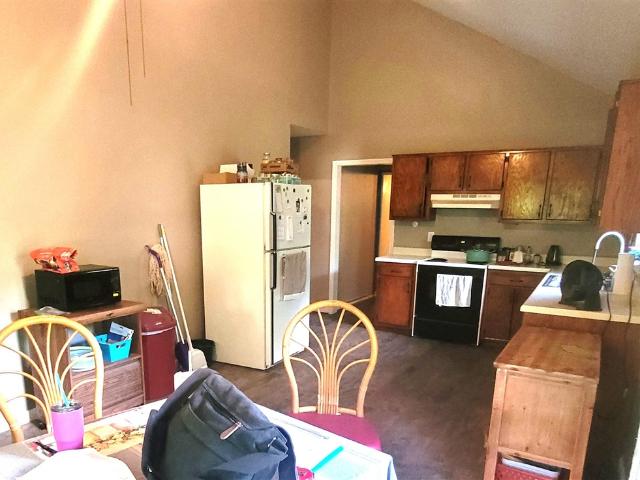 2045 Brownsville Road