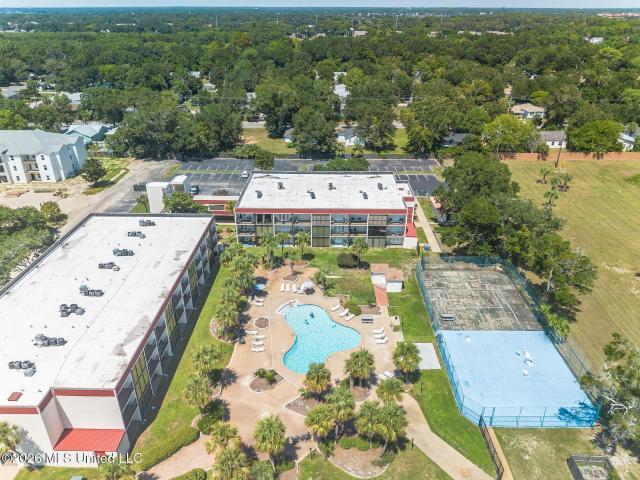 2046 Beach Boulevard