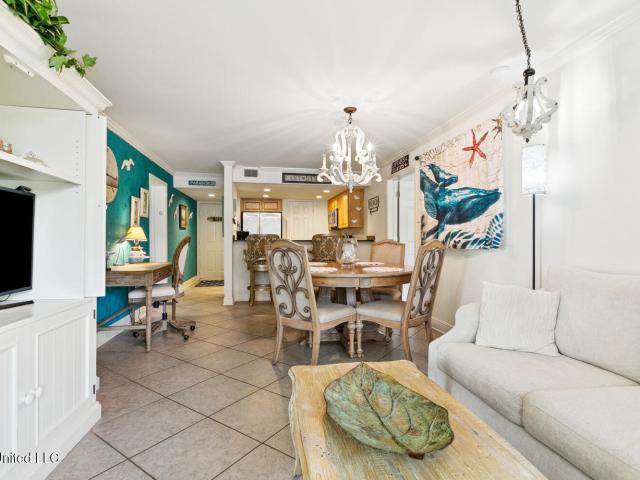 2046 Beach Boulevard