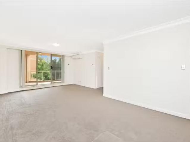204/6 Wentworth Drive, Liberty Grove Apartment for rent Liste.