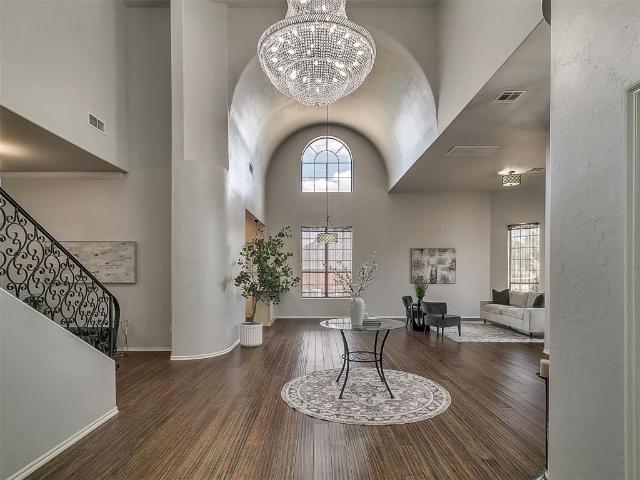 2047 Park Avenue