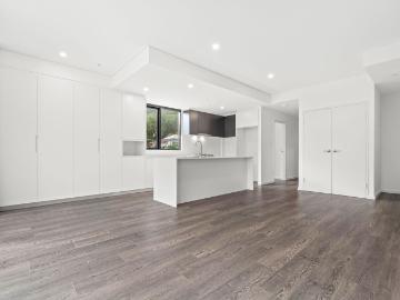 204/8 10 Moore Street, West Gosford Apartment | Listed 03 June 2026