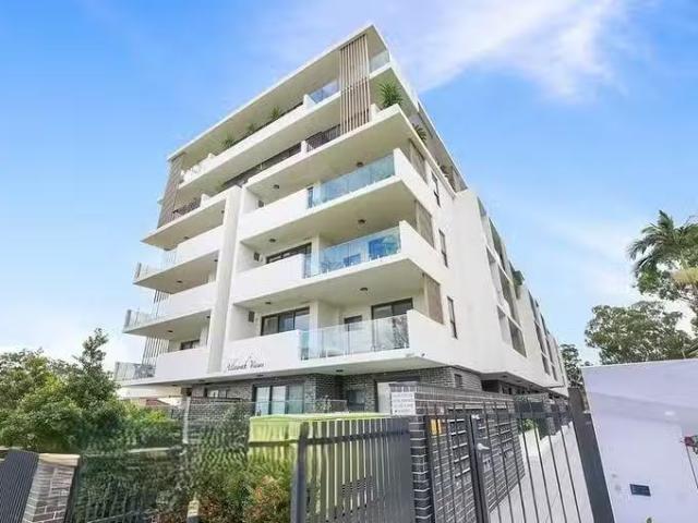 204/8A Allawah Street, Blacktown, NSW 2148