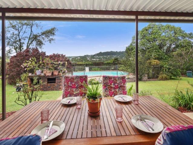 2048sqm Development Opportunity with Spacious Family Home & Stunning Views