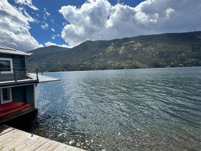 2040 Grand Ave, Grand Lake, CO 80447