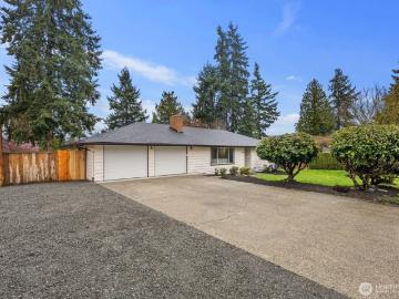2040 th Avenue W