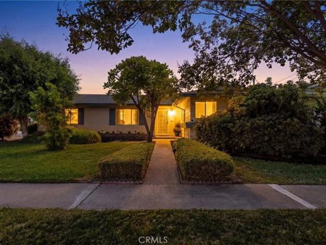 2040 W Embassy Ave, Anaheim, CA 92804
