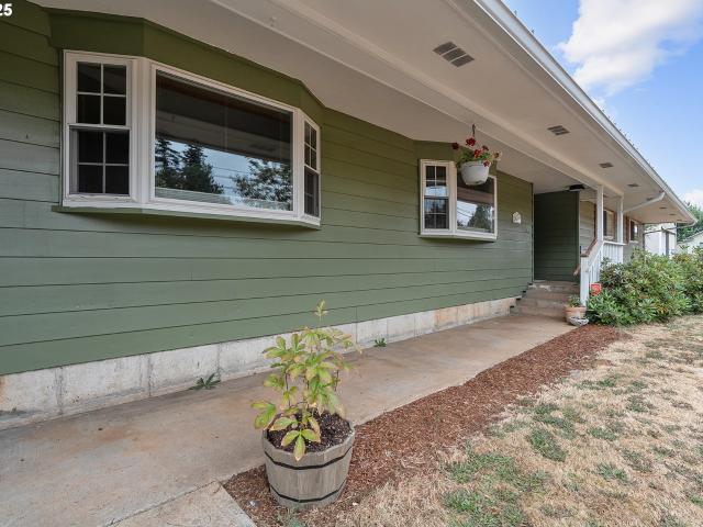 20415 highway 213