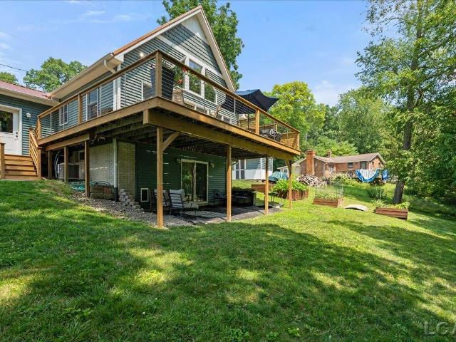 2041 Lakeview Drive