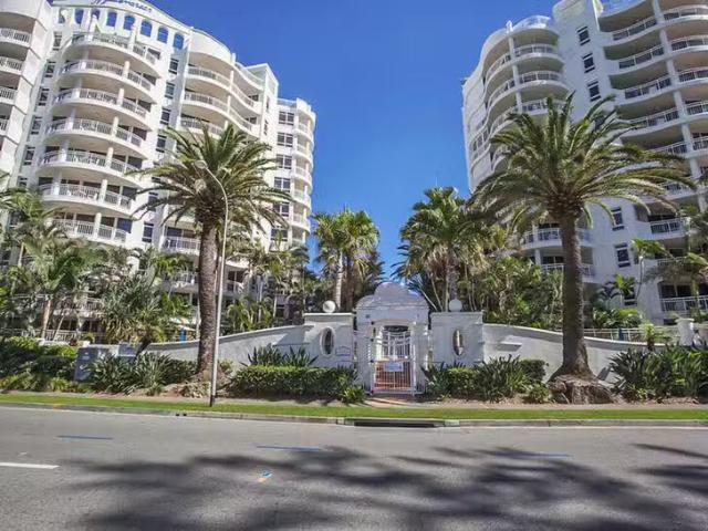 204/220 The Esplanade, Burleigh Heads, QLD 4220