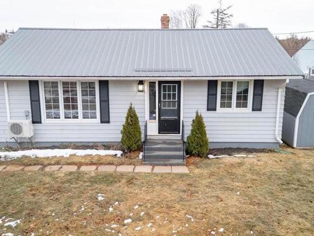 20422 Trans Canada Highway, Crapaud, PE, C0B 1J0 house for sale | Listing ID 202605 | Royal LePage