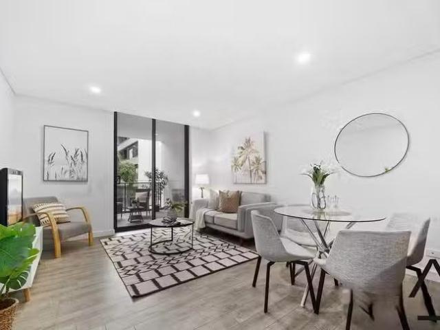 204/27 Robey Street, Mascot, NSW 2020