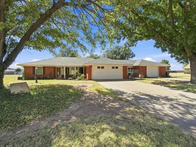 20425 E County Road 1567, Altus, OK 73521