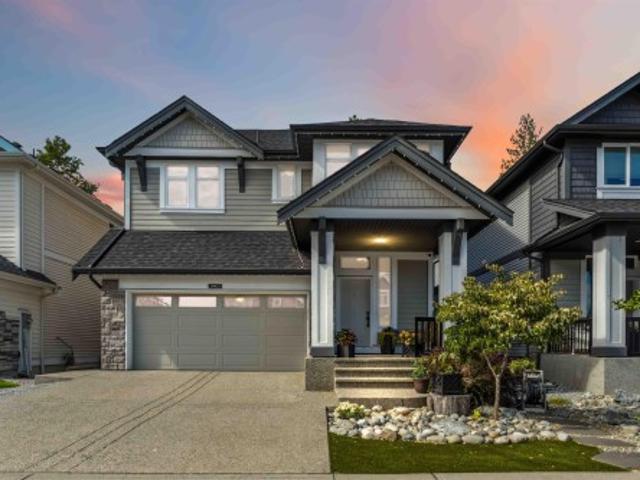 2042 B Avenue, Langley, BC, V2Y 1X4 house for sale | Listing ID R3155 | Royal LePage