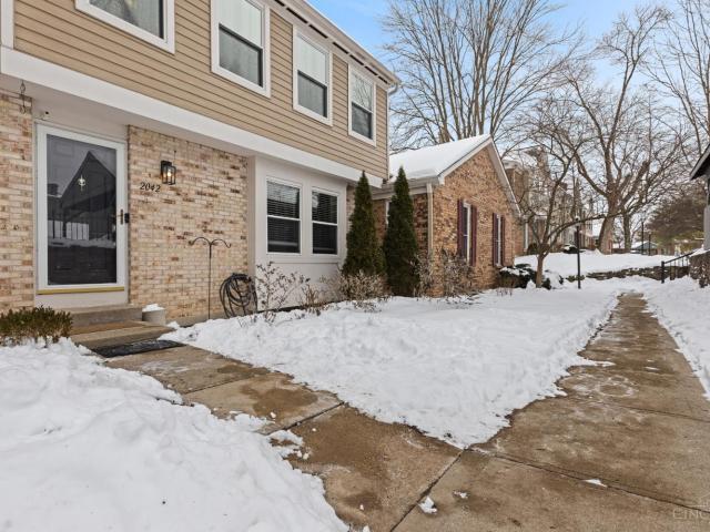 2042 Stratford Court