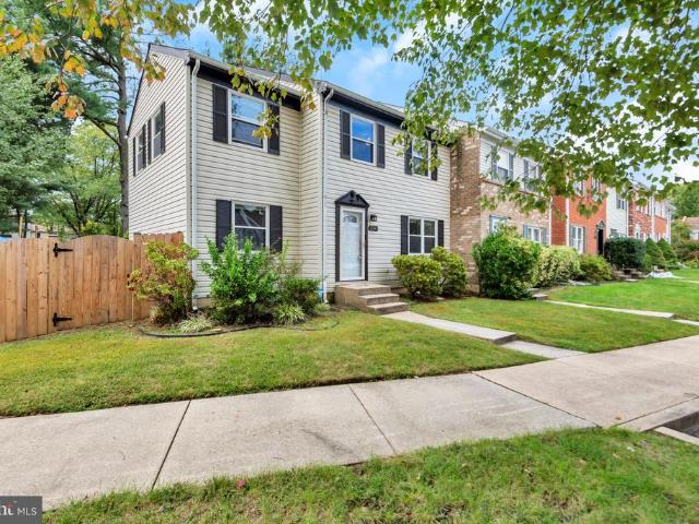 2043 Forest Hill Lane