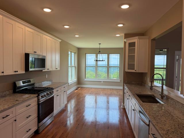 2043 Volunteer Drive SW