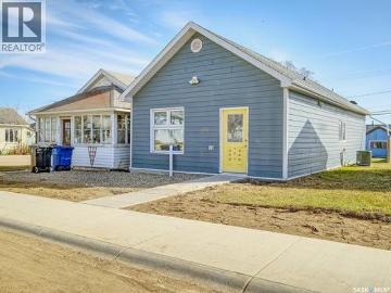 204 2Nd Avenue W, Biggar, SK, S0K 0M0 house for sale | Listing ID SK034616 | Royal LePage