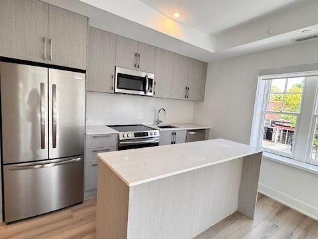 204 8 Manor Road W, Toronto | Terminated, C13580 | Condos. Ca