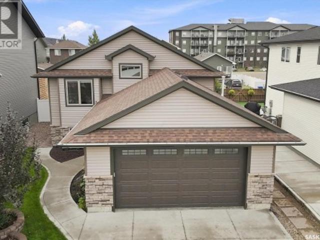 204 Cowan Crescent, Martensville, SK, S0K 2A0 house for sale | Listing ID SK047635 | Royal LePage