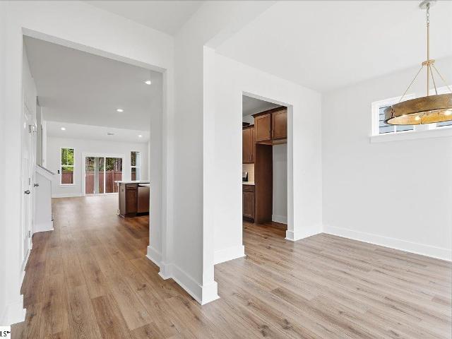 204 Canyon Creek Way